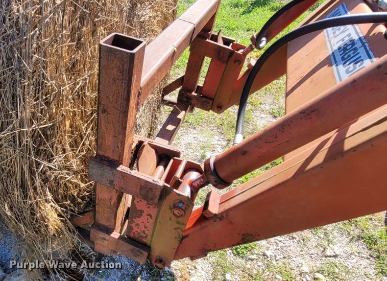 image for item LM9678 1984 Massey Ferguson 699  tractor