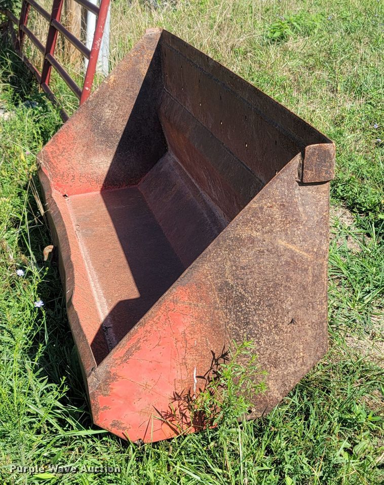 image for item LM9678 1984 Massey Ferguson 699  tractor