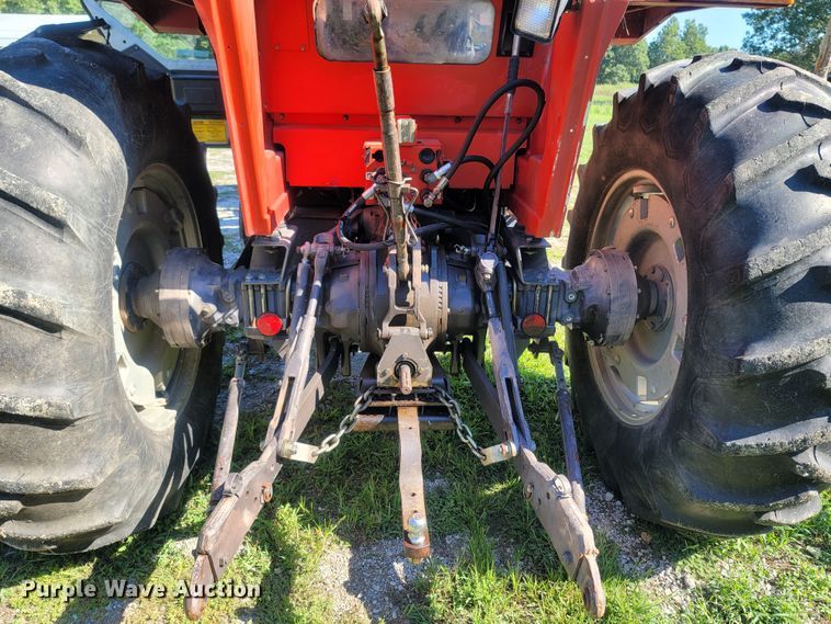 image for item LM9678 1984 Massey Ferguson 699  tractor