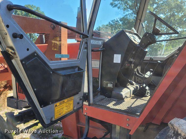 image for item LM9678 1984 Massey Ferguson 699  tractor