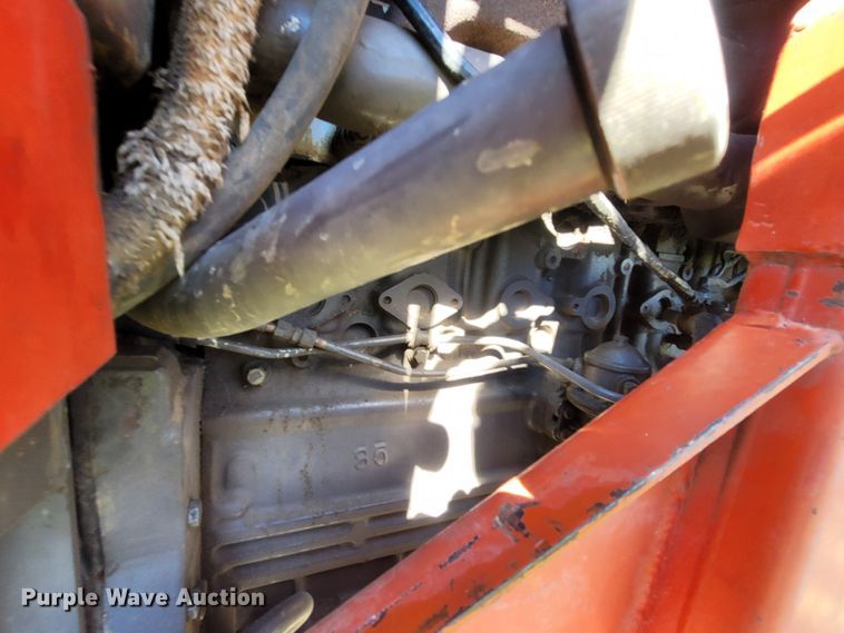 image for item LM9678 1984 Massey Ferguson 699  tractor