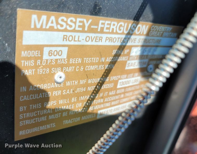 image for item LM9678 1984 Massey Ferguson 699  tractor