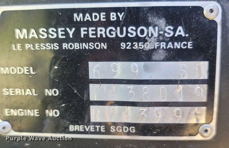 image for item LM9678 1984 Massey Ferguson 699  tractor