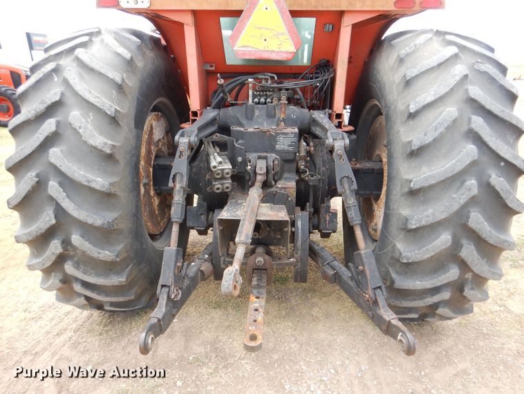 image for item LP9398 1982 Allis Chalmers 8070  tractor