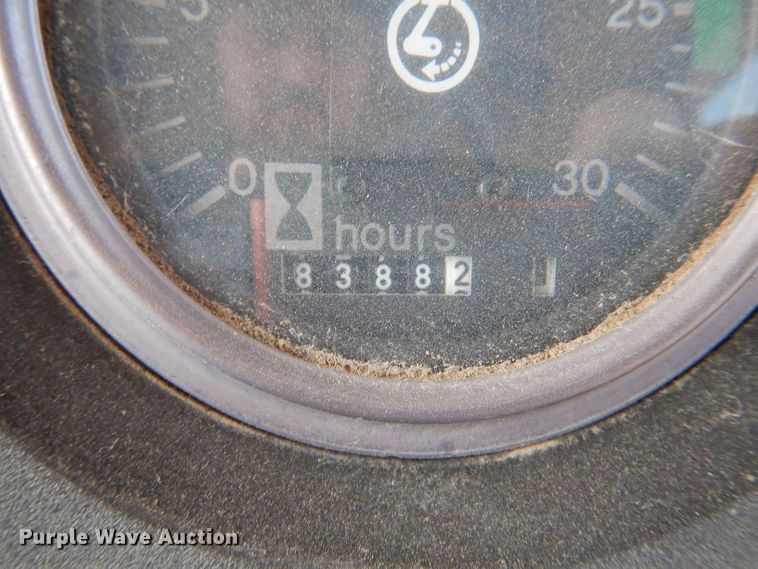 image for item LP9398 1982 Allis Chalmers 8070  tractor