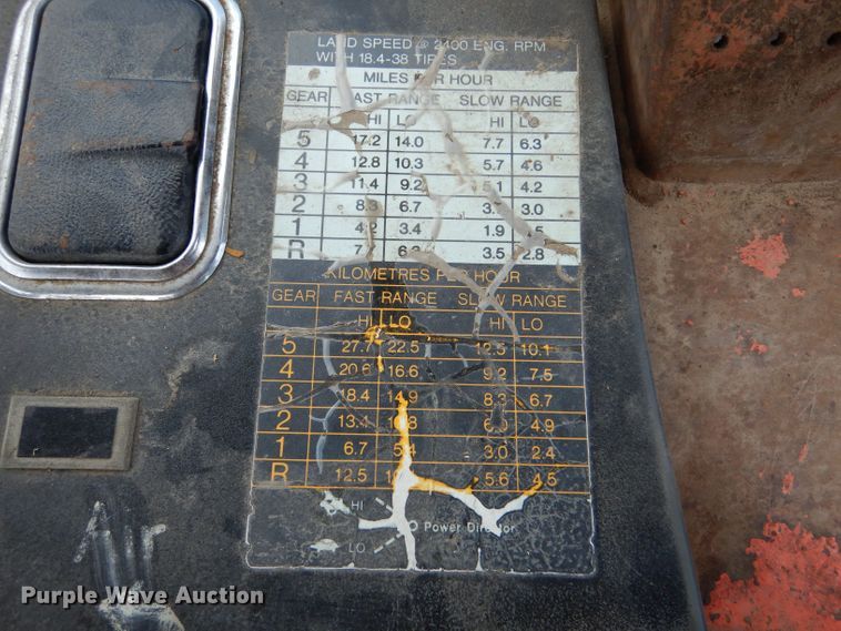 image for item LP9398 1982 Allis Chalmers 8070  tractor