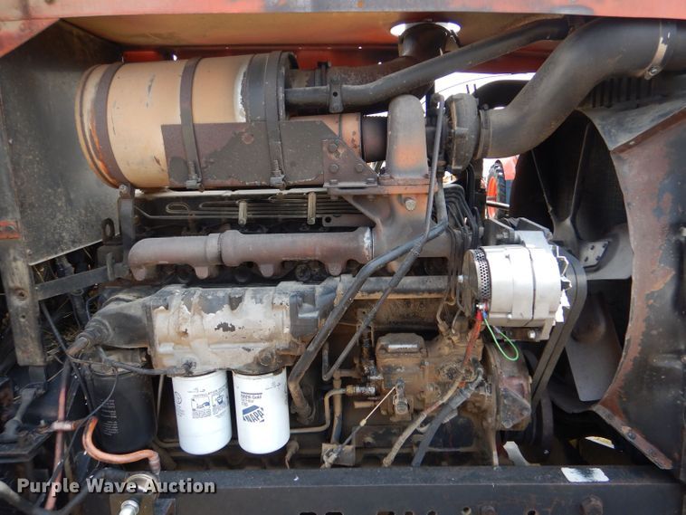 image for item LP9398 1982 Allis Chalmers 8070  tractor