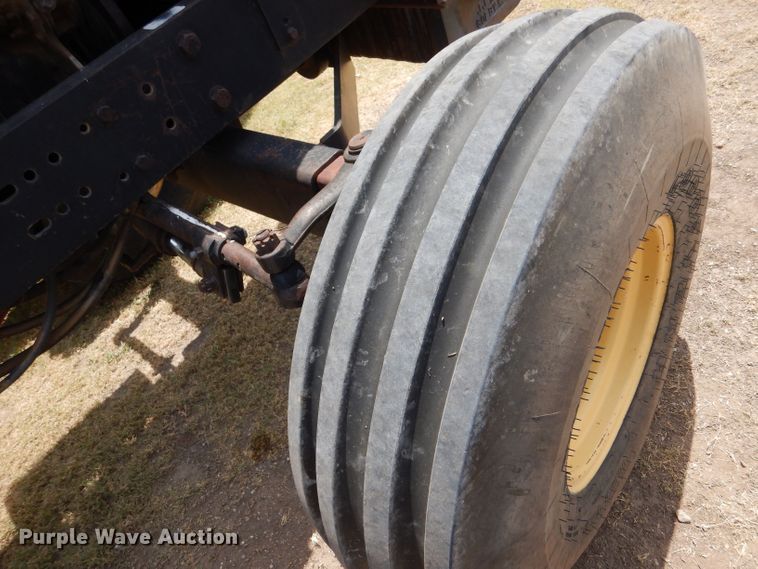 image for item LP9398 1982 Allis Chalmers 8070  tractor