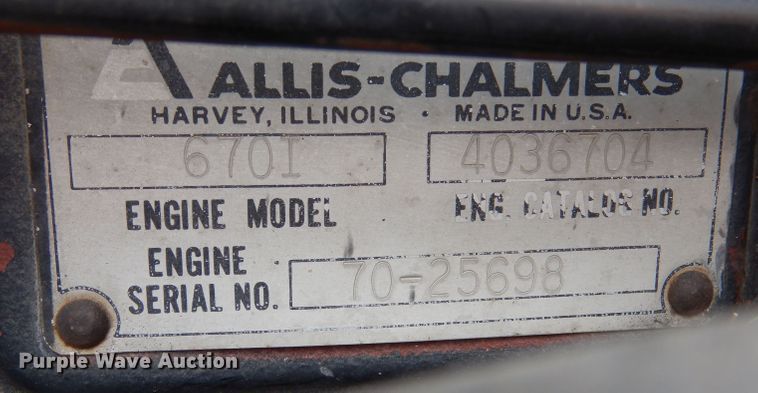 image for item LP9398 1982 Allis Chalmers 8070  tractor