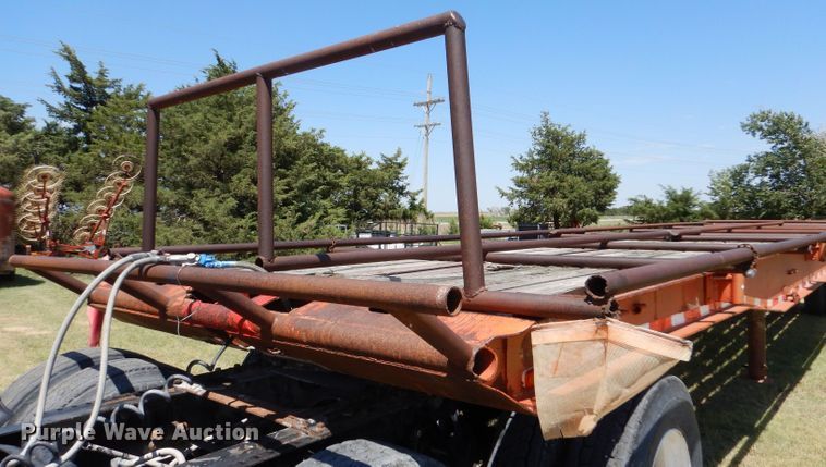 image for item LP9401 1978 Ex-Cel  flatbed trailer