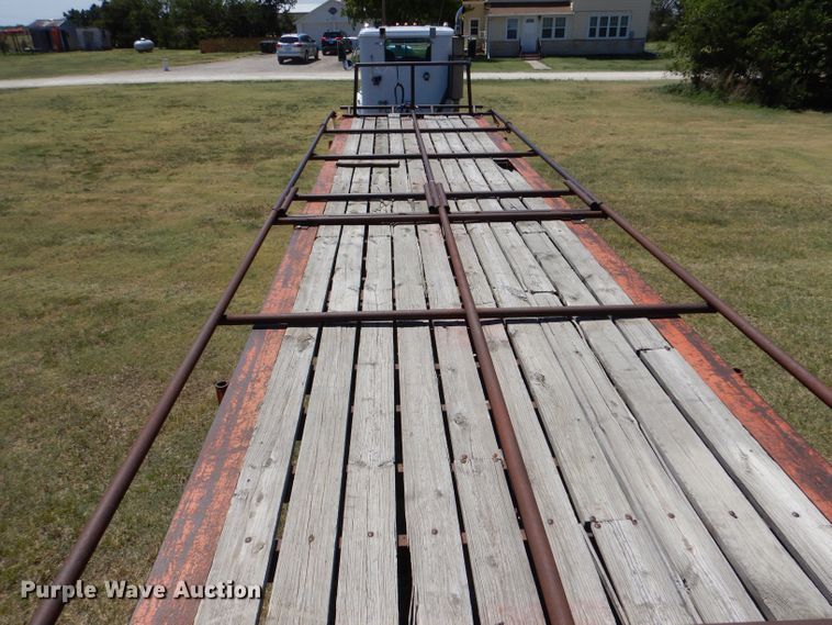 image for item LP9401 1978 Ex-Cel  flatbed trailer