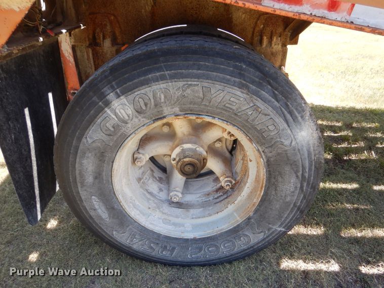 image for item LP9401 1978 Ex-Cel  flatbed trailer