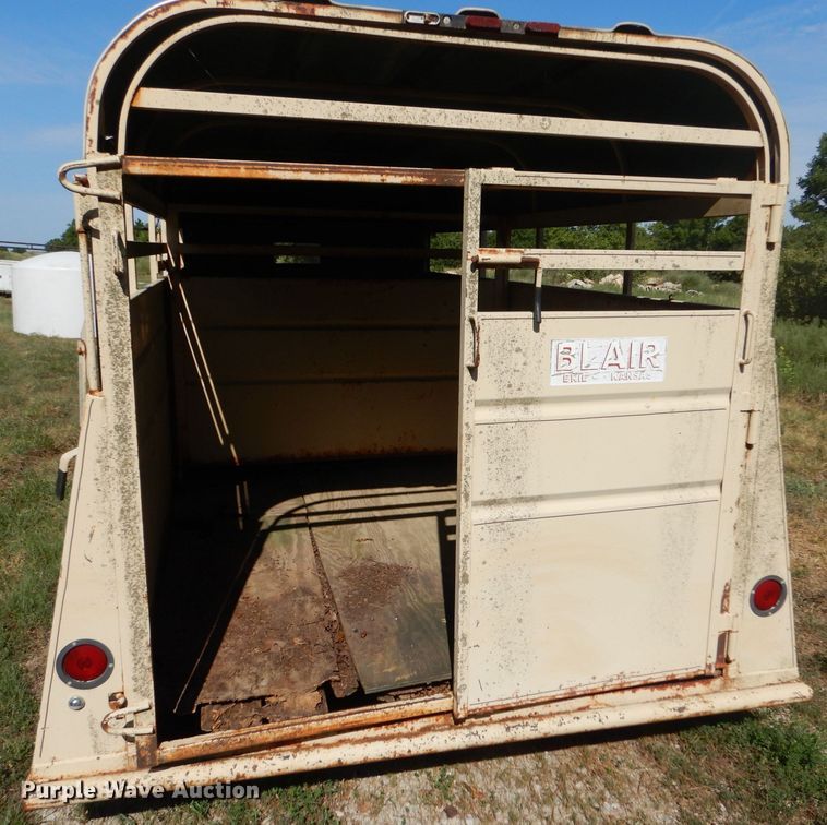 image for item LP9524 1982 Blair  livestock trailer