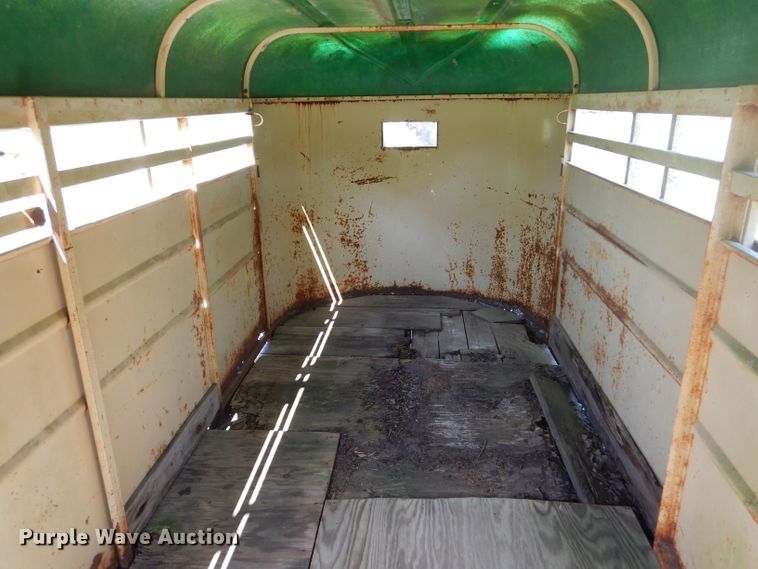 image for item LP9524 1982 Blair  livestock trailer