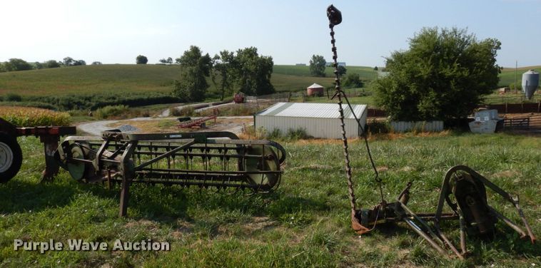 image for item LY9057 Hay equipment