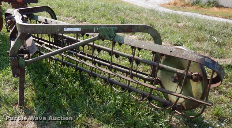 image for item LY9057 Hay equipment