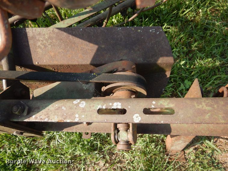 image for item LY9057 Hay equipment