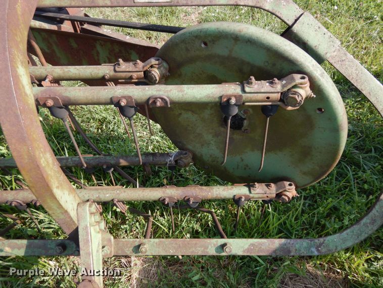 image for item LY9057 Hay equipment