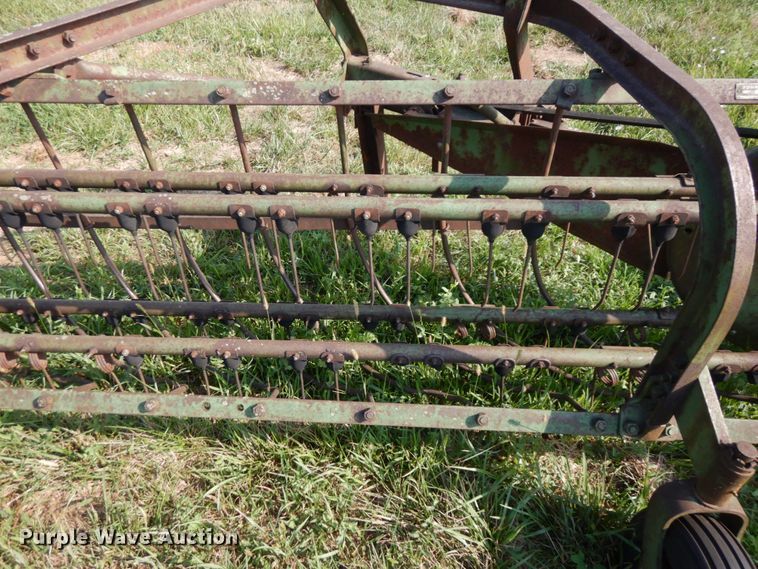 image for item LY9057 Hay equipment