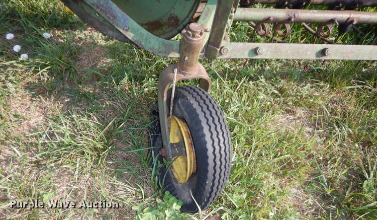 image for item LY9057 Hay equipment