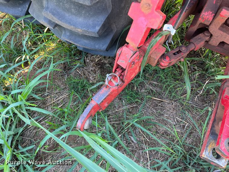 image for item MQ9786 1979 International 1086  tractor