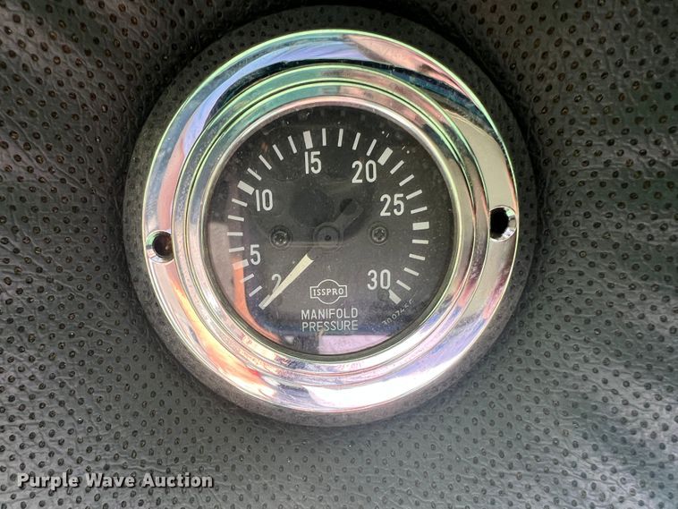 image for item MQ9786 1979 International 1086  tractor