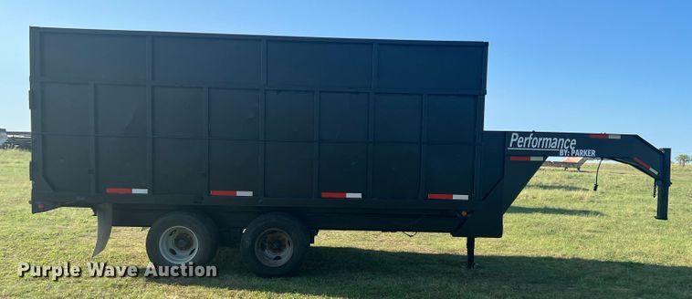 image for item MQ9790 1999 Parker  dump trailer