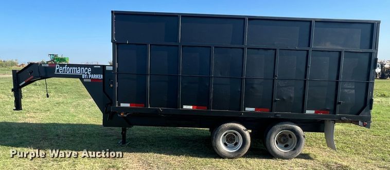 image for item MQ9790 1999 Parker  dump trailer