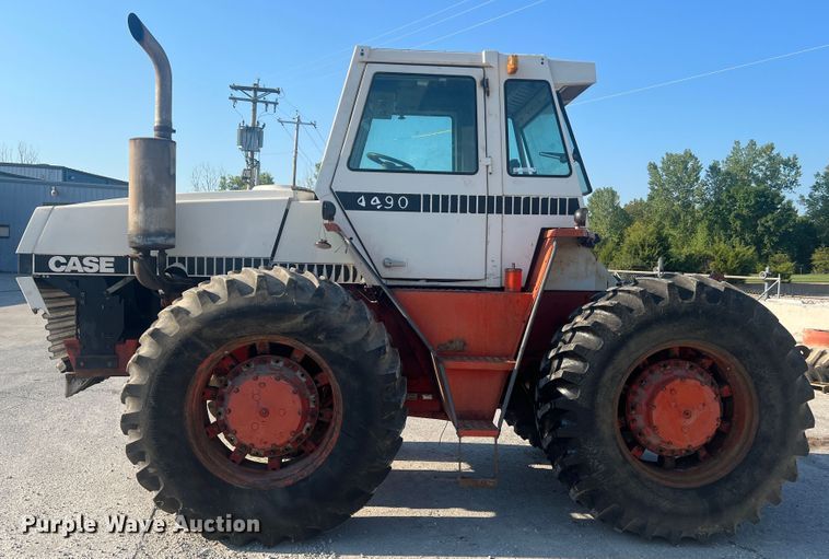 image for item MR9805 1981 Case 4490  4WD tractor