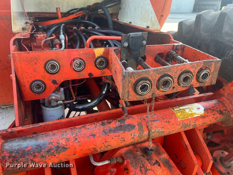 image for item MR9805 1981 Case 4490  4WD tractor