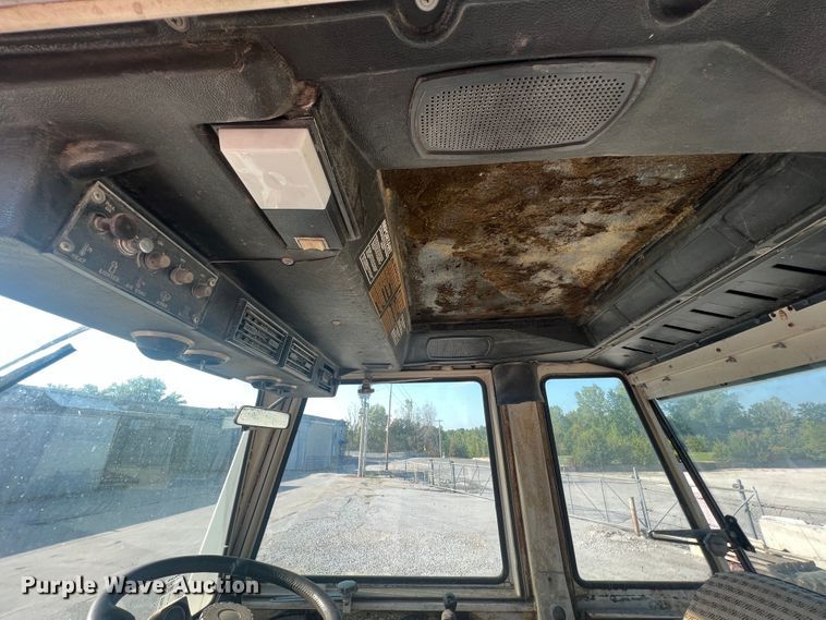 image for item MR9805 1981 Case 4490  4WD tractor