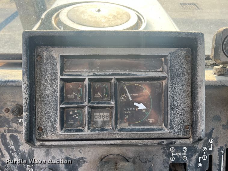 image for item MR9805 1981 Case 4490  4WD tractor