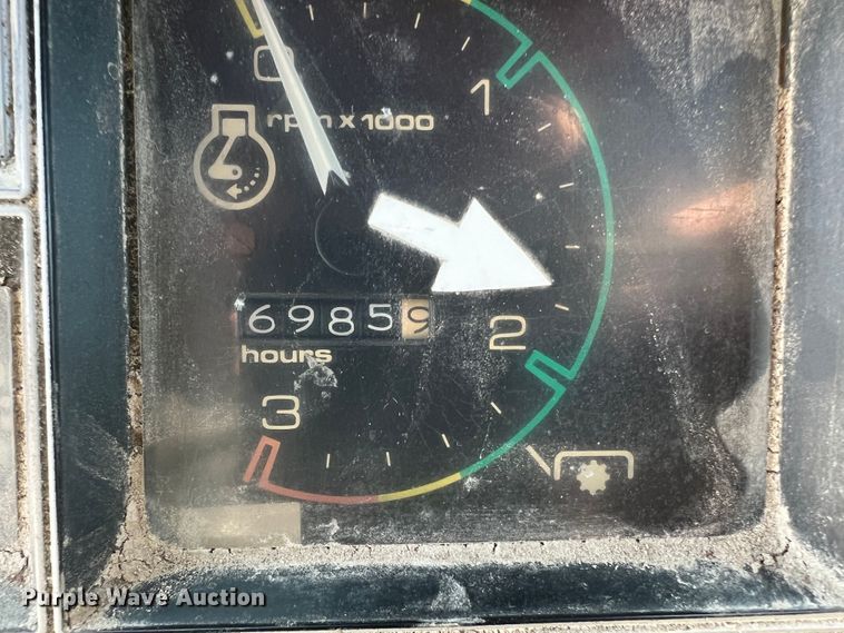 image for item MR9805 1981 Case 4490  4WD tractor