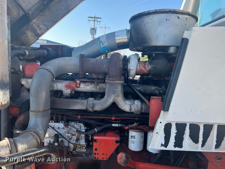 image for item MR9805 1981 Case 4490  4WD tractor