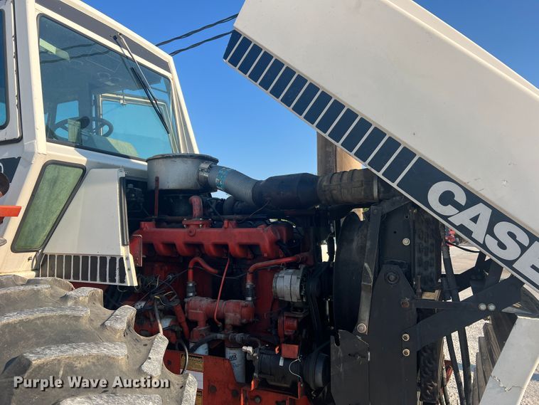 image for item MR9805 1981 Case 4490  4WD tractor