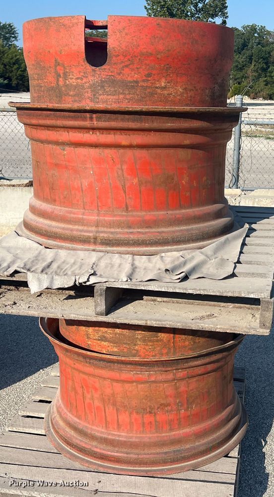 image for item MR9805 1981 Case 4490  4WD tractor