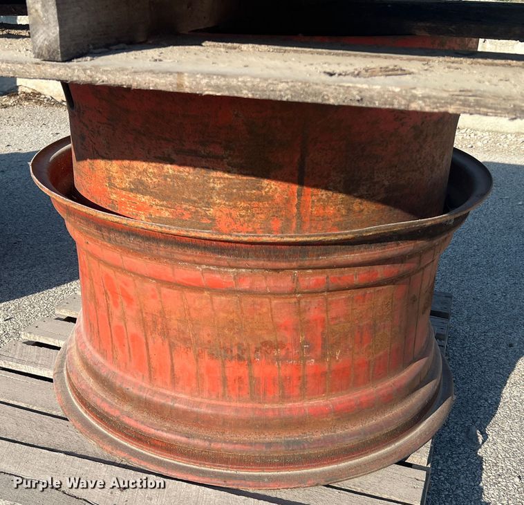 image for item MR9805 1981 Case 4490  4WD tractor