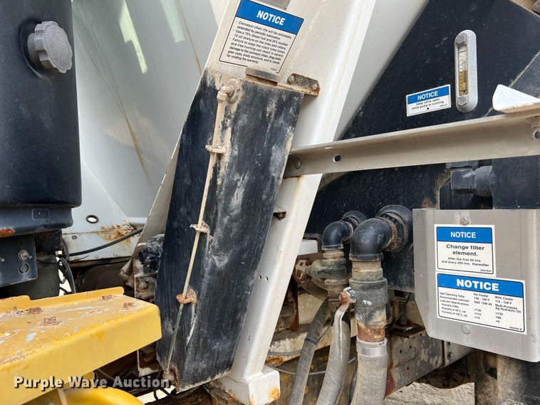 image for item MR9846 Ag-Chem Terra Gator 8104  spreader