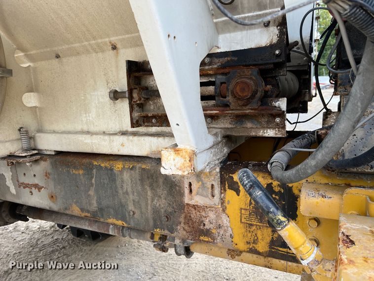 image for item MR9846 Ag-Chem Terra Gator 8104  spreader