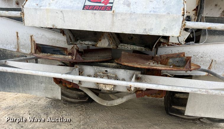 image for item MR9846 Ag-Chem Terra Gator 8104  spreader