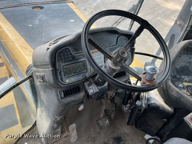 image for item MR9846 Ag-Chem Terra Gator 8104  spreader