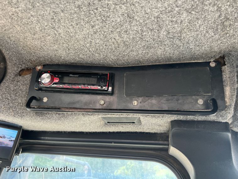 image for item MR9846 Ag-Chem Terra Gator 8104  spreader