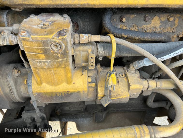 image for item MR9846 Ag-Chem Terra Gator 8104  spreader