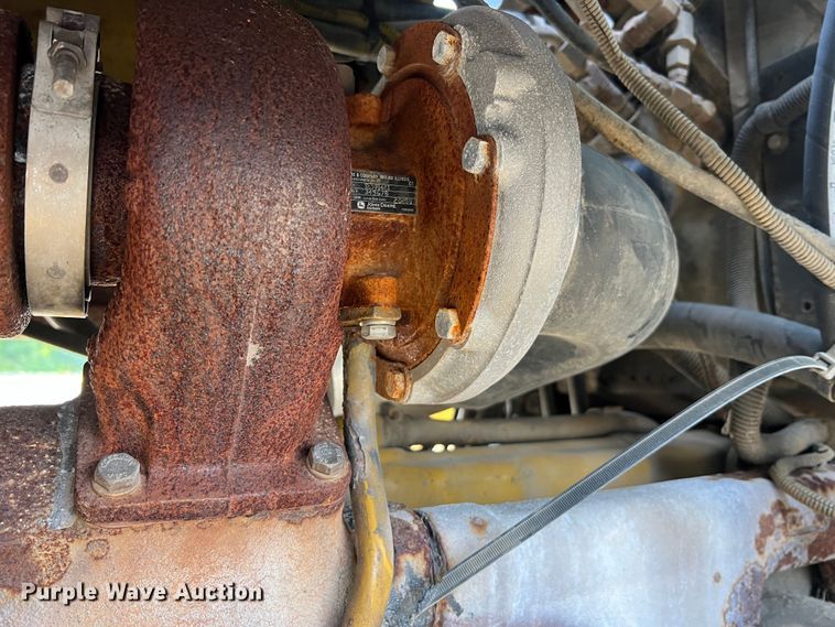 image for item MR9846 Ag-Chem Terra Gator 8104  spreader