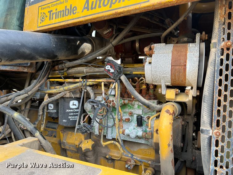 image for item MR9846 Ag-Chem Terra Gator 8104  spreader