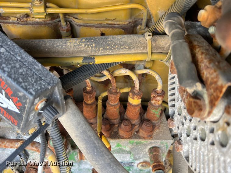 image for item MR9846 Ag-Chem Terra Gator 8104  spreader