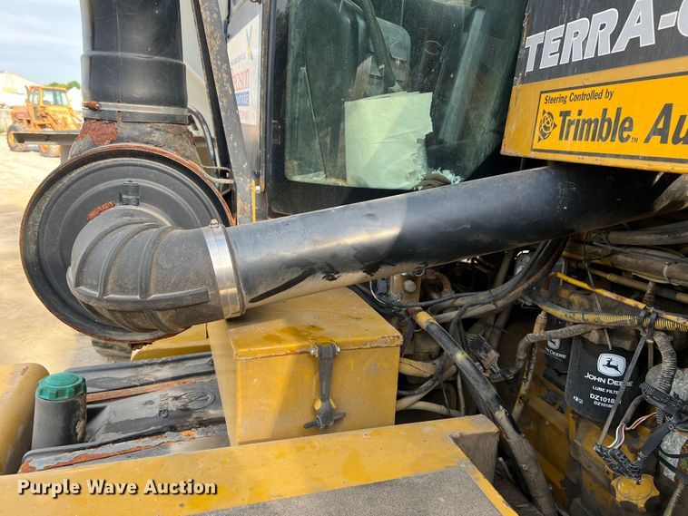 image for item MR9846 Ag-Chem Terra Gator 8104  spreader