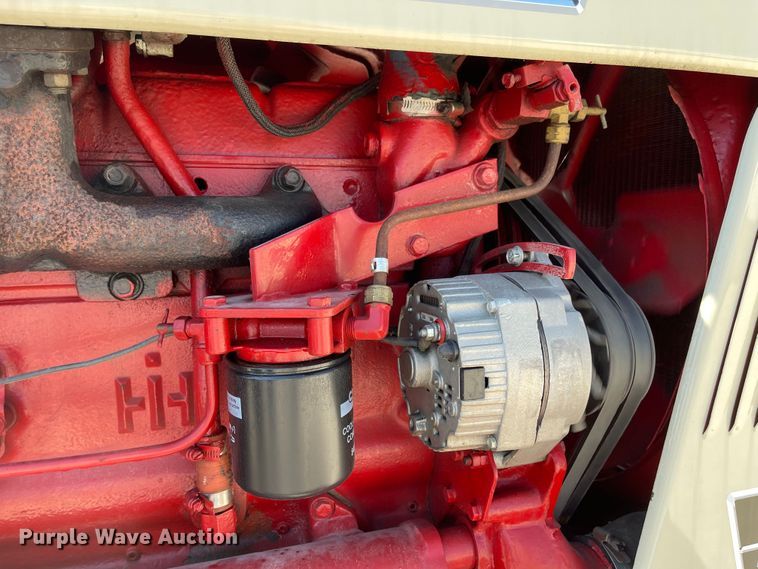 image for item MU9089 1974 International 1066  tractor