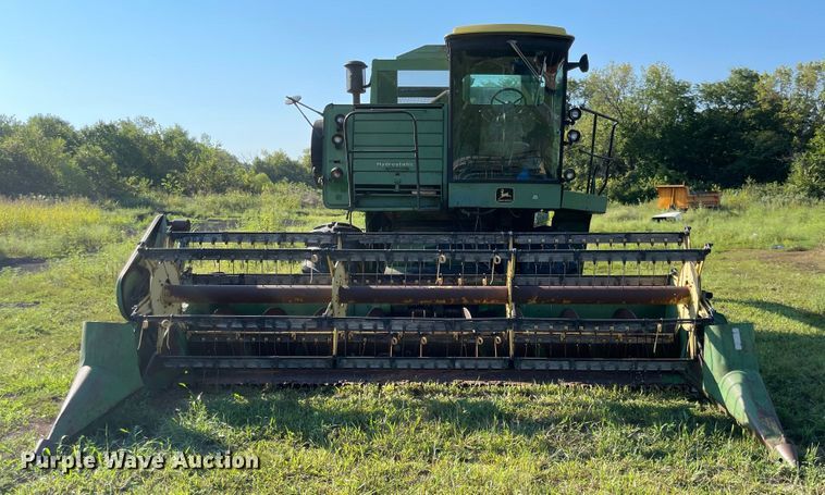 image for item MU9096 1980 John Deere 6620 Turbo  combine