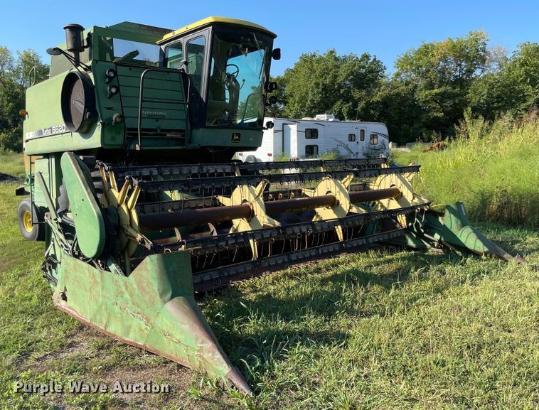 image for item MU9096 1980 John Deere 6620 Turbo  combine